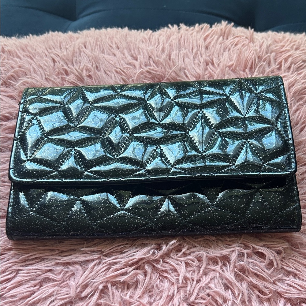 Elegant Black Quilted Women's Clutch